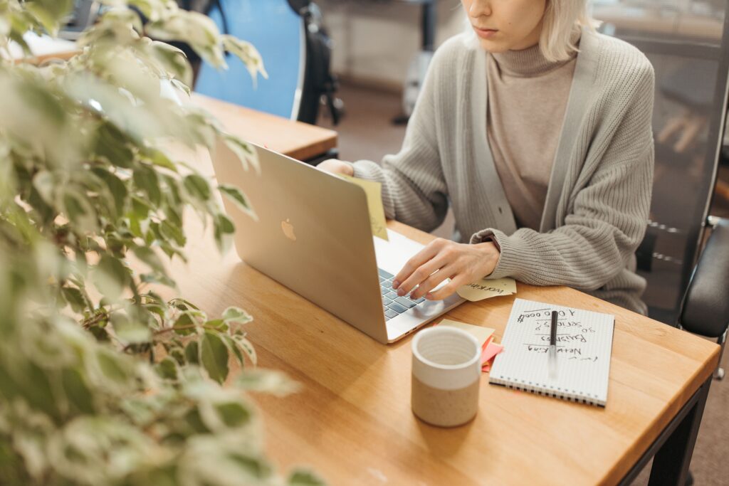 Intelligent Workforce Analytics, Scheduling & AI Productivity Monitoring